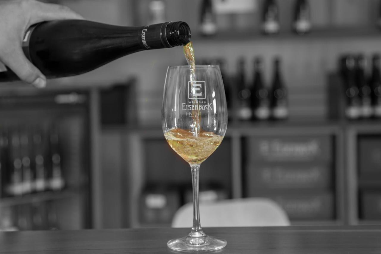 Ferienwohnung Am Weingut Eisenbock Strass  Luaran gambar